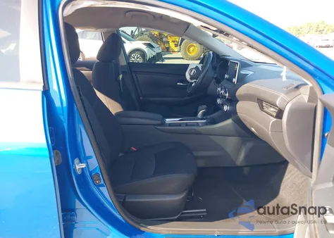 2022 Nissan Sentra Sv Xtronic Cvt z USA, uszkodzony, nr VIN 3N1AB8CVXNY205118